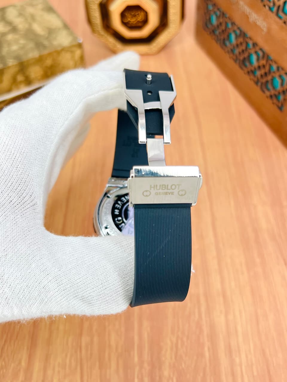 HUBLOT