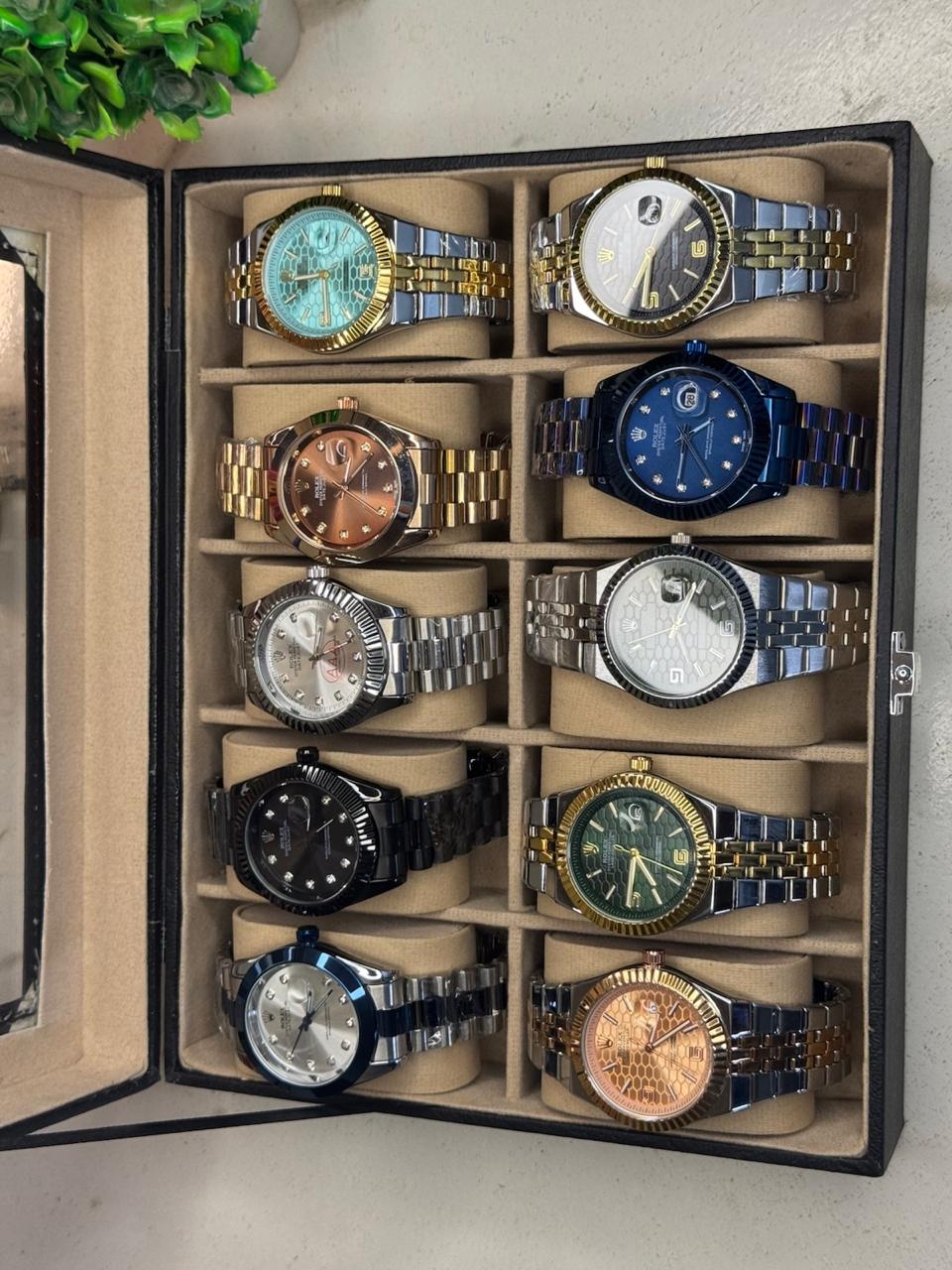 WATCH ORGANIZER